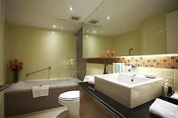 Chin House Luxurious Residence Bangkok